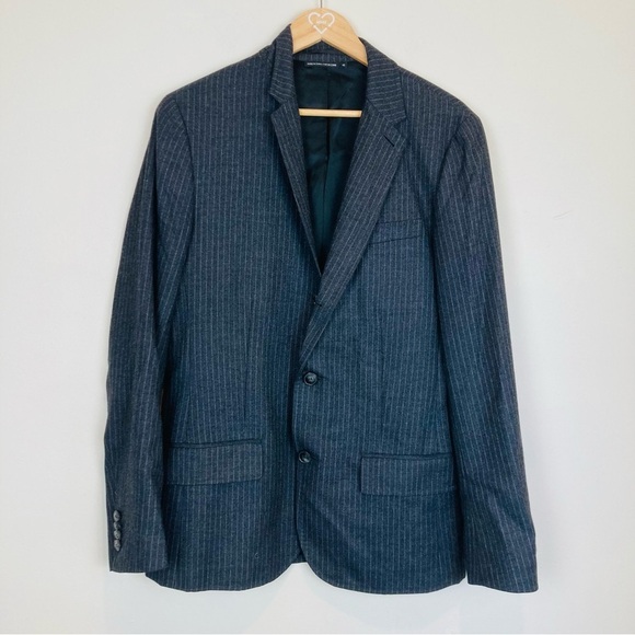 Club Monaco wool/cashmere blend pinstripe blazer. Size 40. - Picture 1 of 5